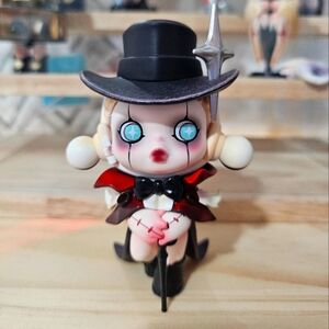 Popmart skullpanda Image of reality